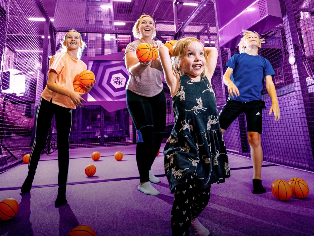 SP_syysloma22_herotausta_gradient_LR_v2